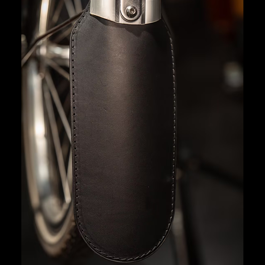 Parafanghi in vera pelle di al - Fender Mudguard Set recensione e prezzo