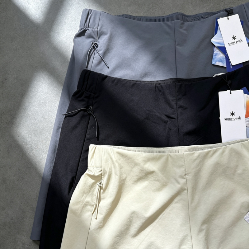 Snow Peak Nuovi Pantaloncini S - Cycling Commuter Trousers recensione e prezzo
